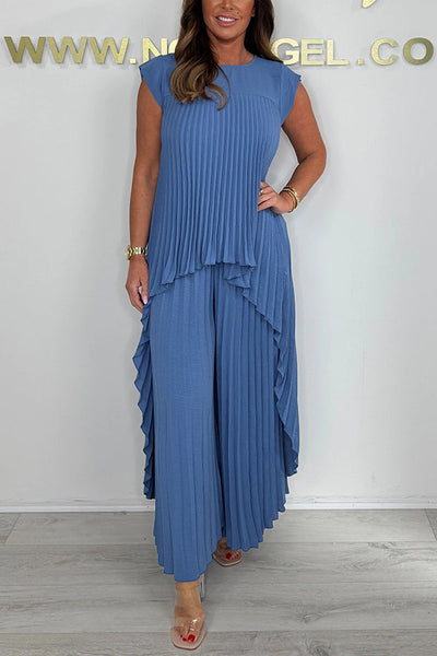 ADELE™ Pleated Set