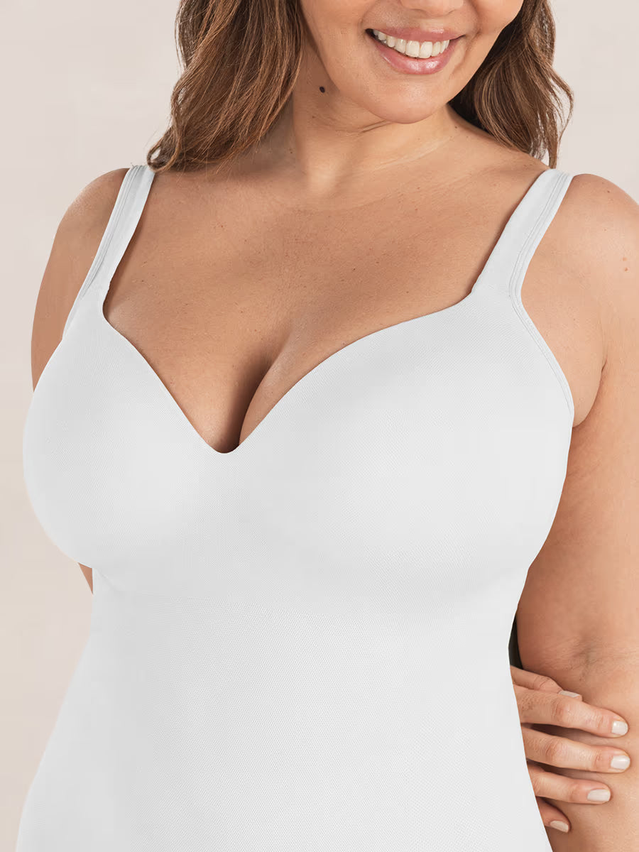 Eshe – Shaping T-shirt with built-in bra