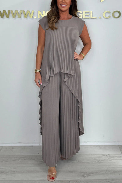 ADELE™ Pleated Set